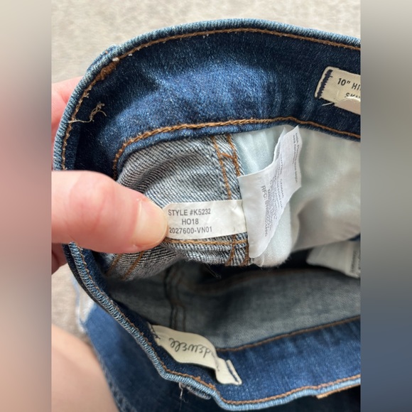 Madewell | high wasted jeans - size 25 (fits like 26) - Picture 4 of 5